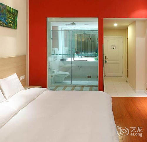 Hanting Express Shanghai Lujiazui Minsheng Road Exterior foto